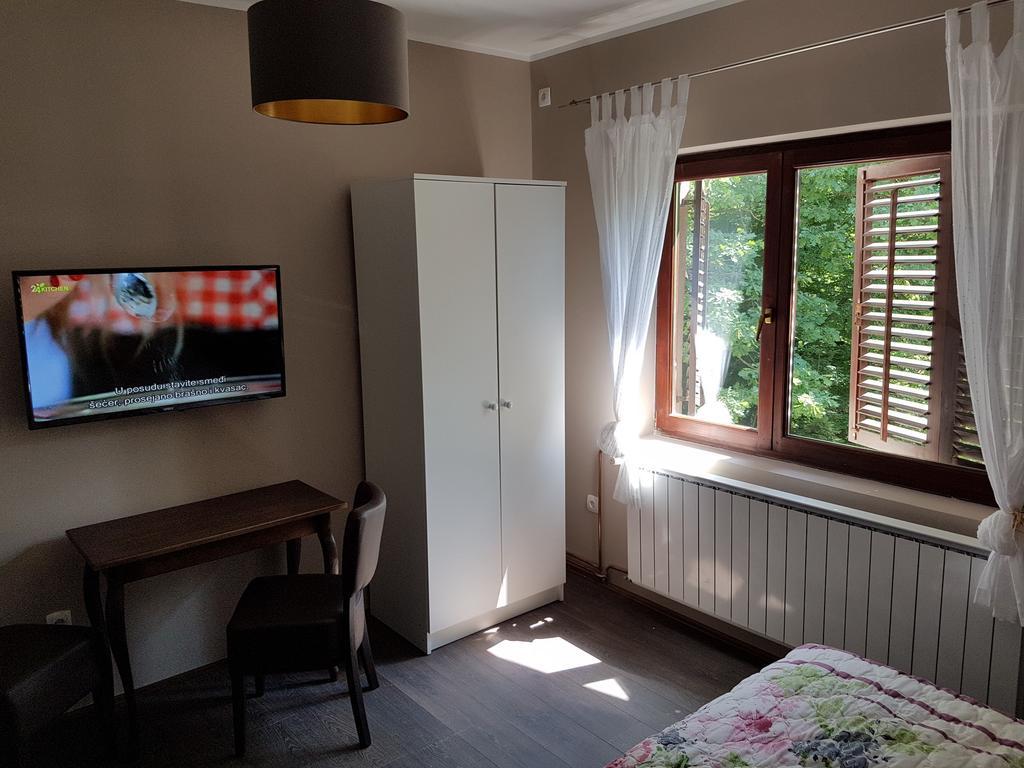 Apartmani Simic Valjevo Eksteriør billede