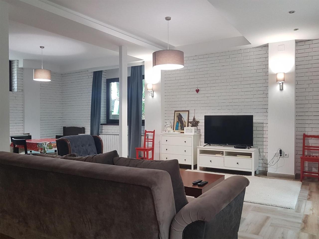 Apartmani Simic Valjevo Eksteriør billede